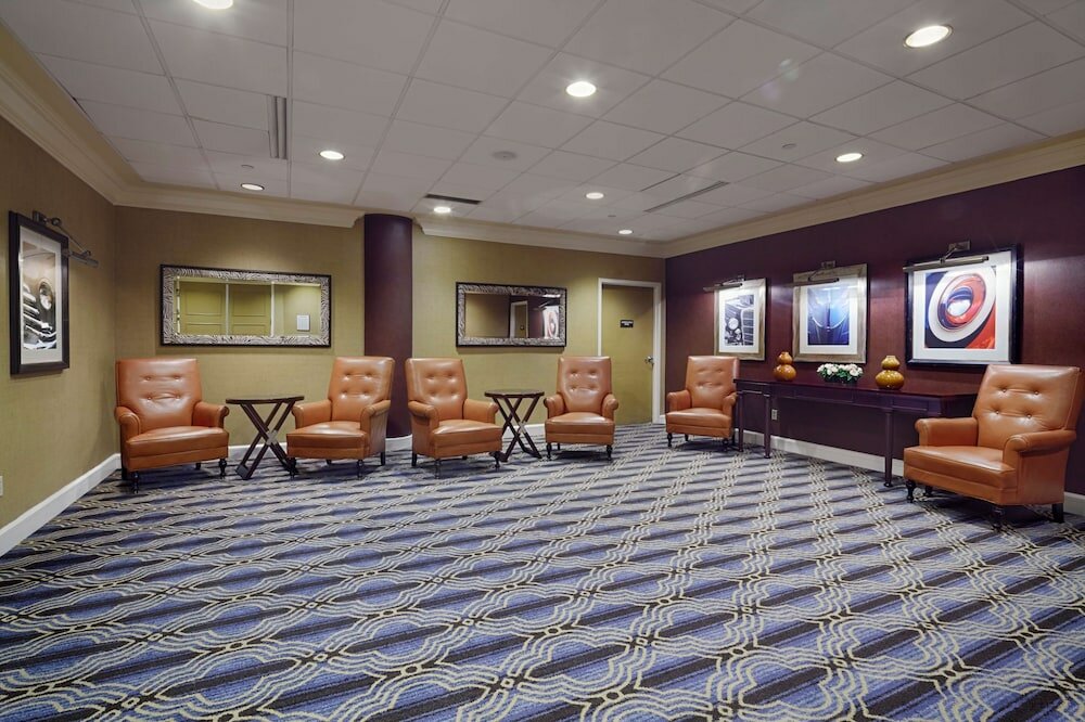 Фото DoubleTree by Hilton Hotel Orlando Downtown