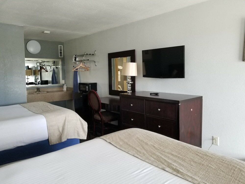 Фото Riverview Inn
