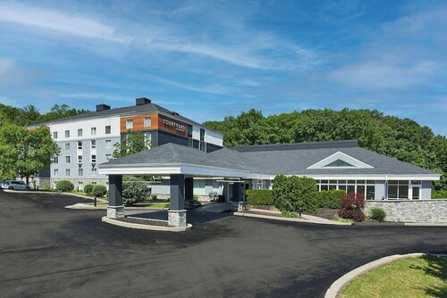 Гостиница Courtyard by Marriott Rochester East/Penfield