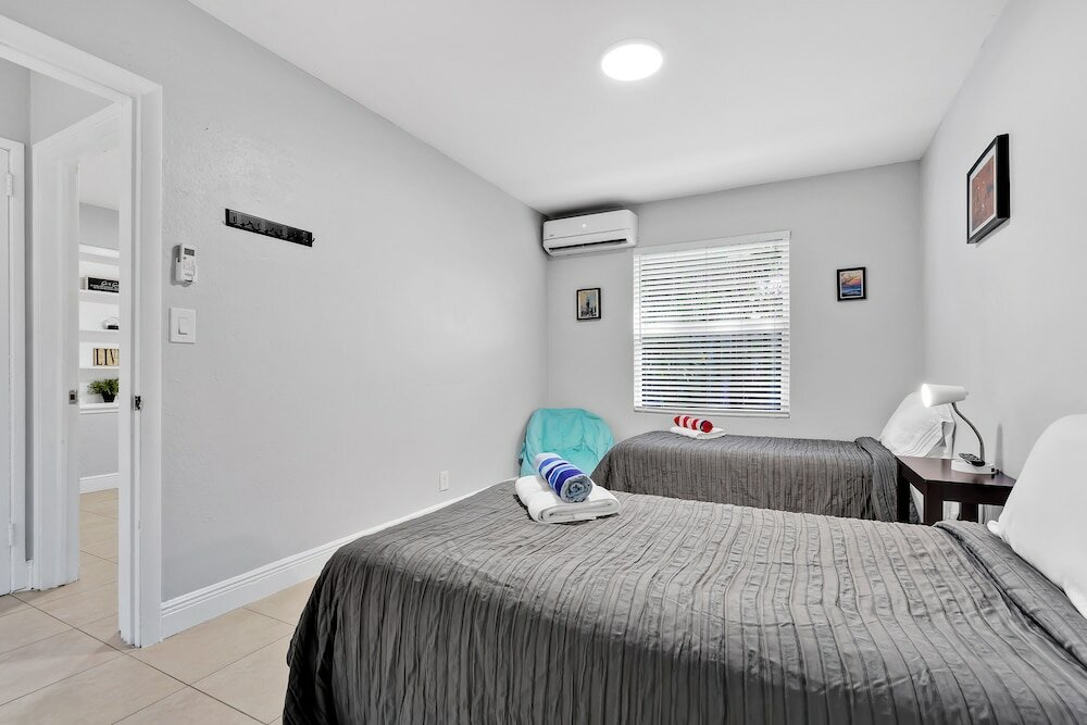 Фото The Blue House Fort Lauderdale