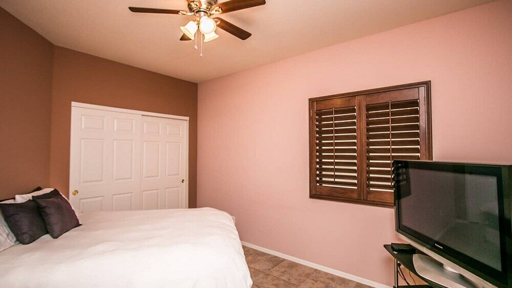 Фото Luxury Scottsdale Home W/pool and Hot Tub!