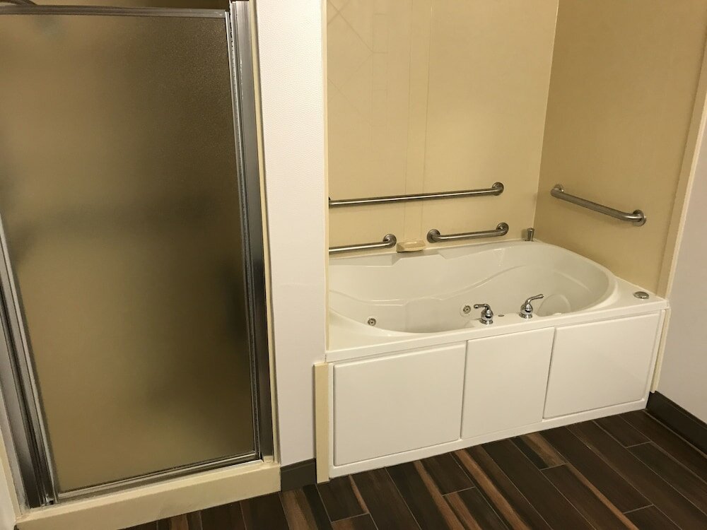 Фото Hampton Inn & Suites Lamar