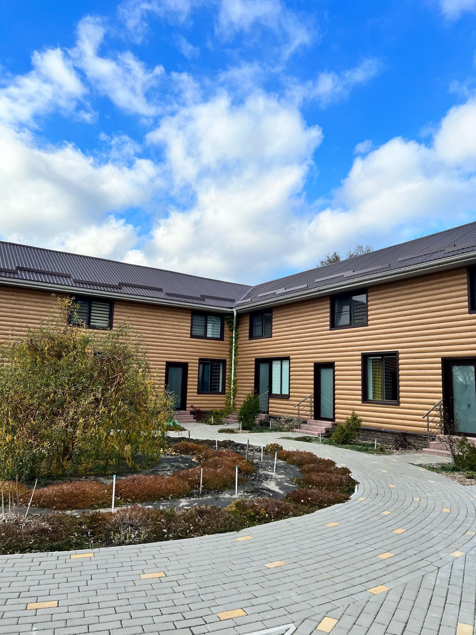 Фото отеля 2