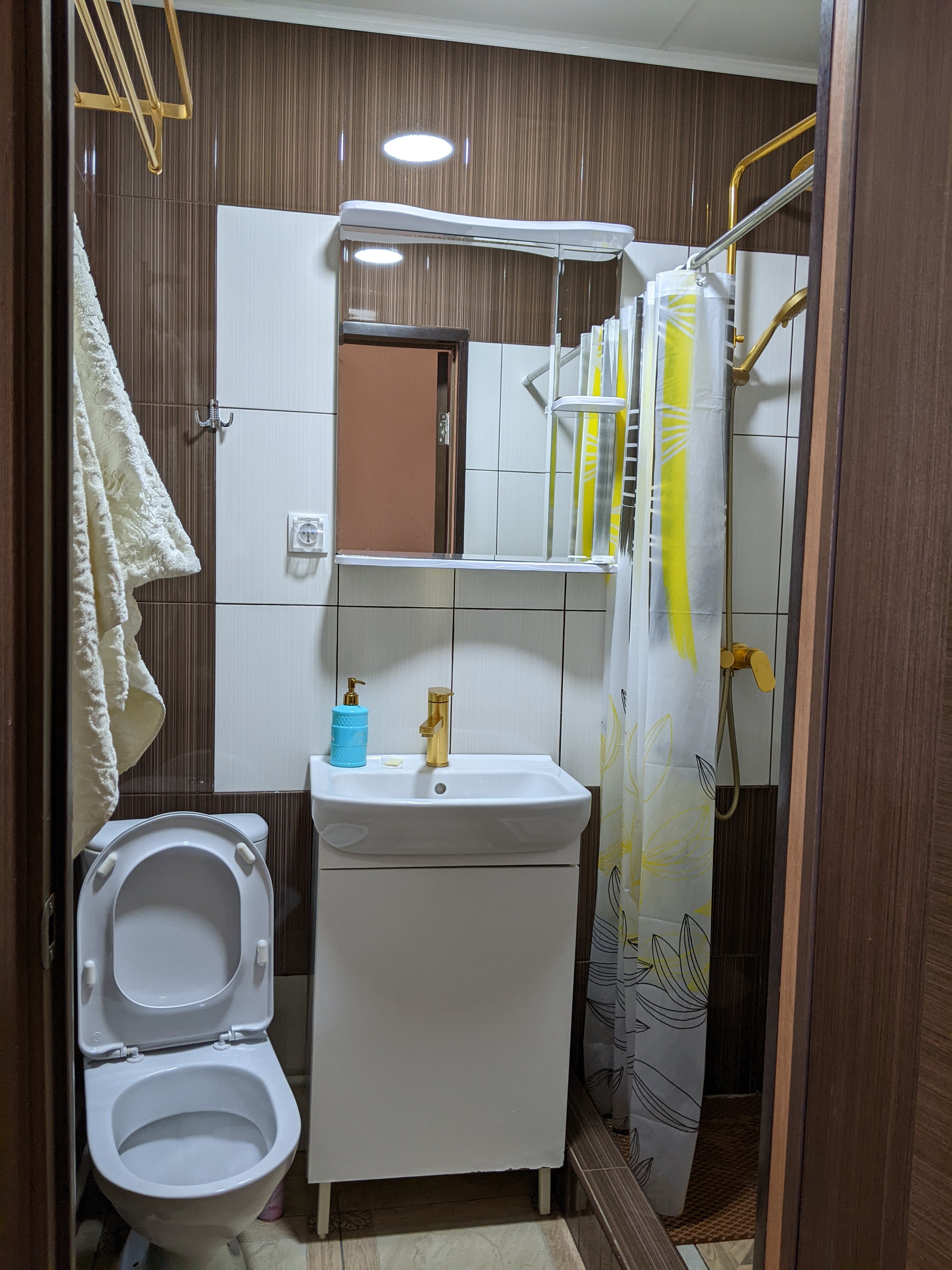 Фото Golden Rose