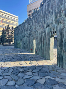 Стена скорби (Москва, Центральный административный округ, Красносельский район), жанровая скульптура в Москве