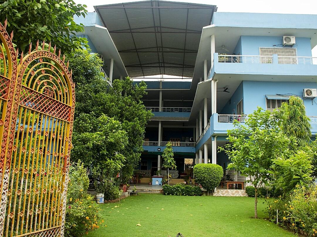 Фото отеля 1