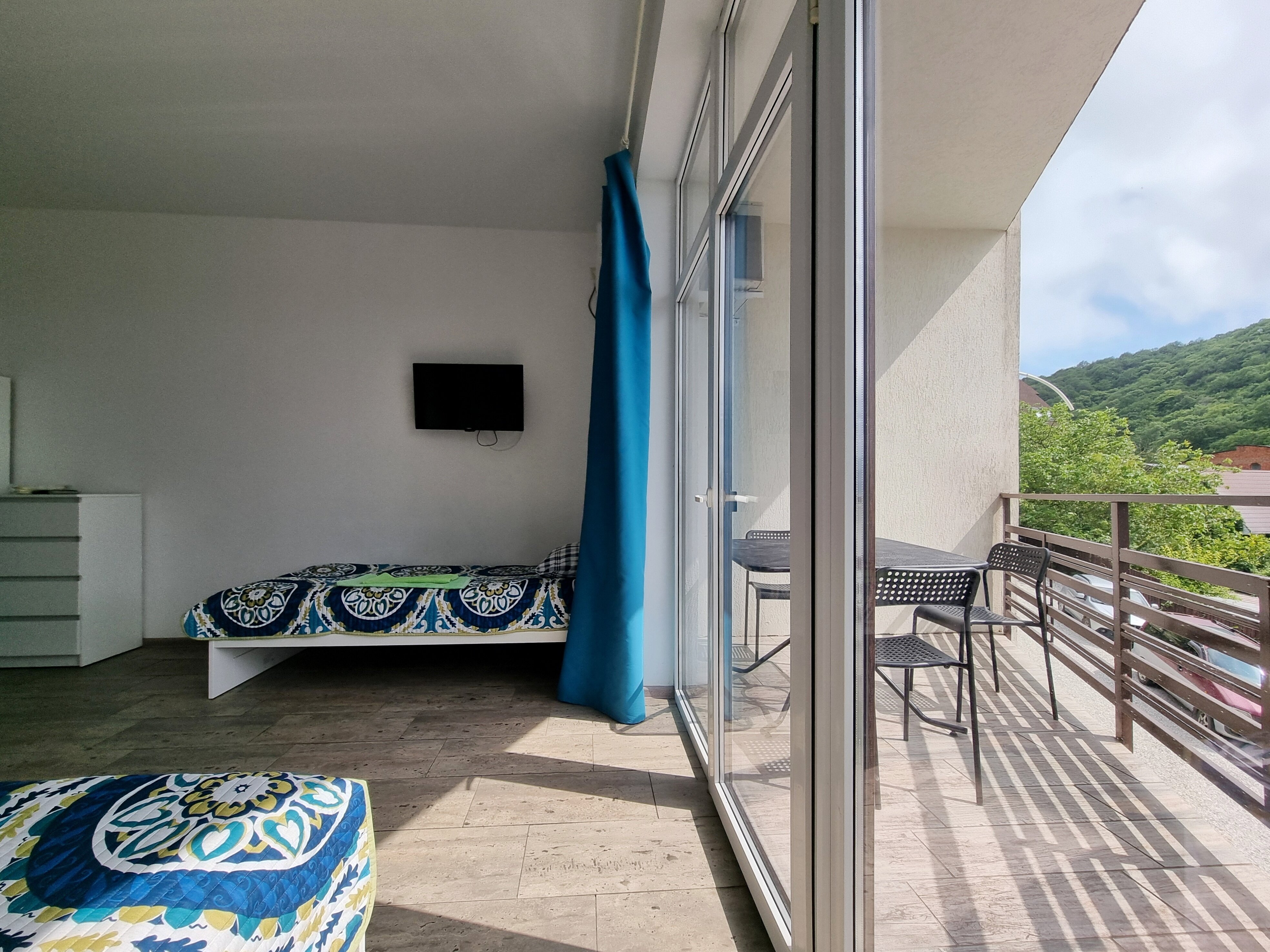 Фото Альпийская 14