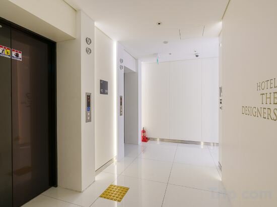 Фото Hotel The Designers Incheon