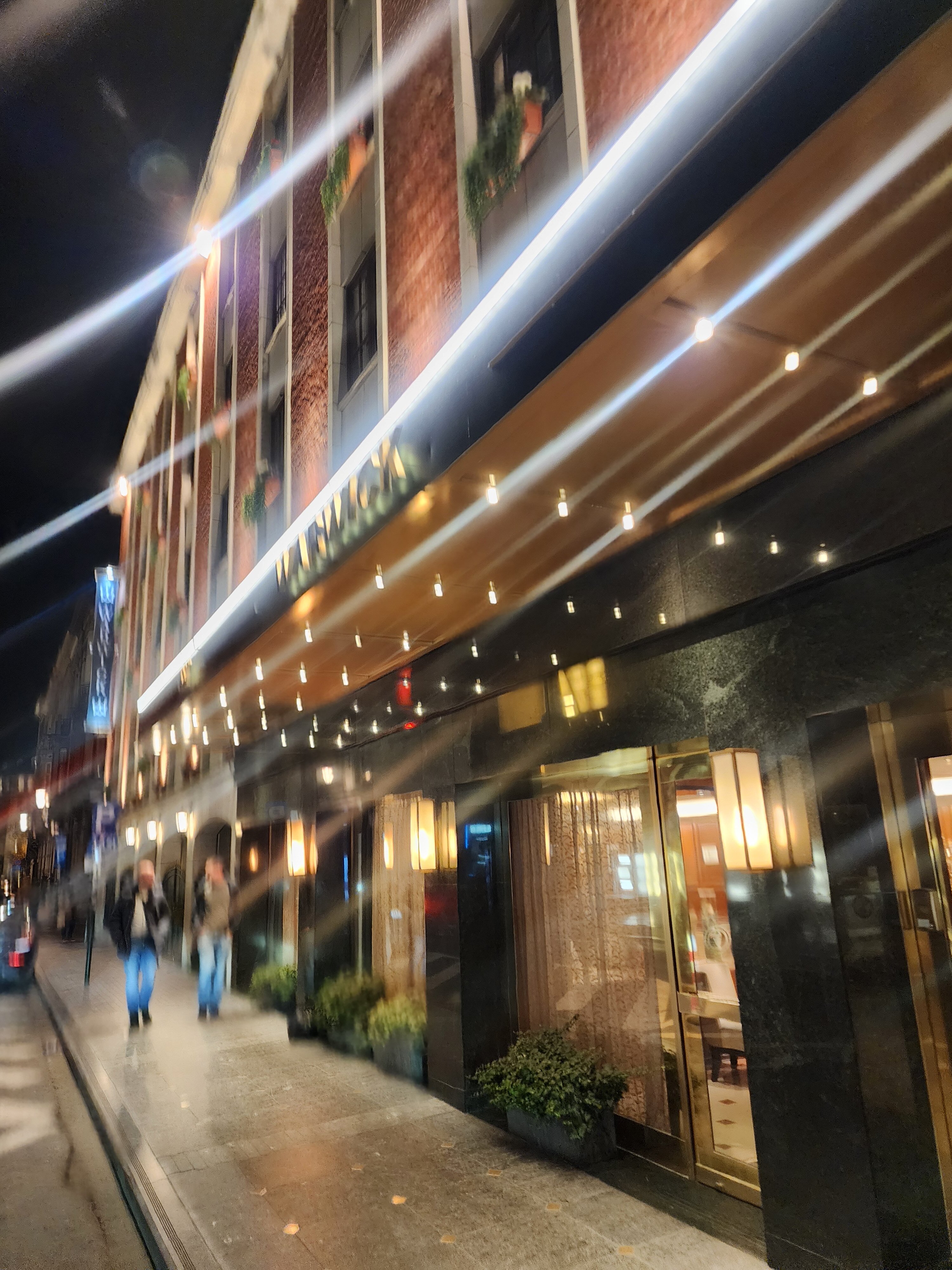 Фото Warwick Grand Place Brussels