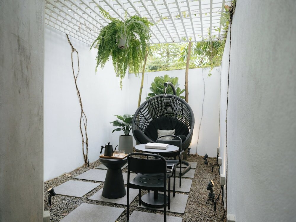 Фото Lloyd's Inn