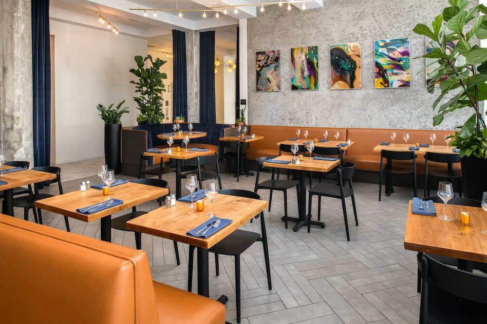 Фото The Hi-Lo, Autograph Collection