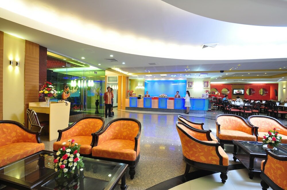 Фото отеля 2