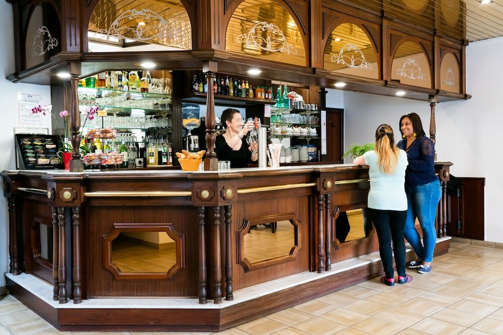 Фото Hôtel Hélianthe