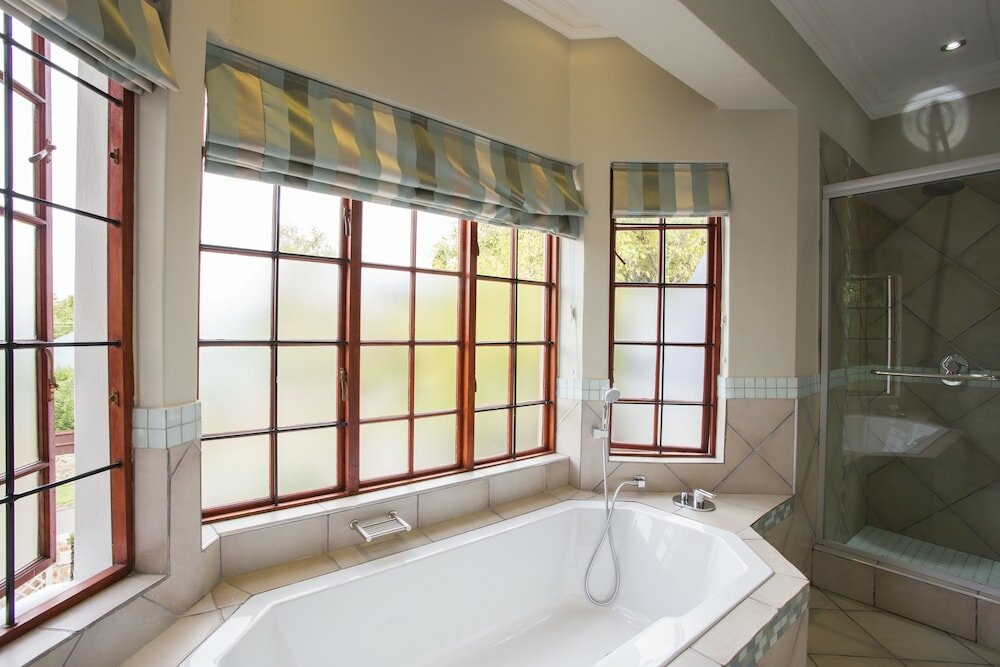 Фото The Browns' Luxury Guest Suites