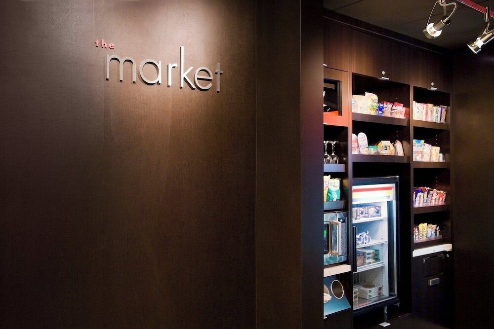 Фото Courtyard by Marriott Fresno