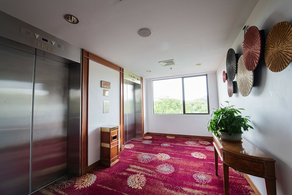 Фото Sabah Hotel Sandakan