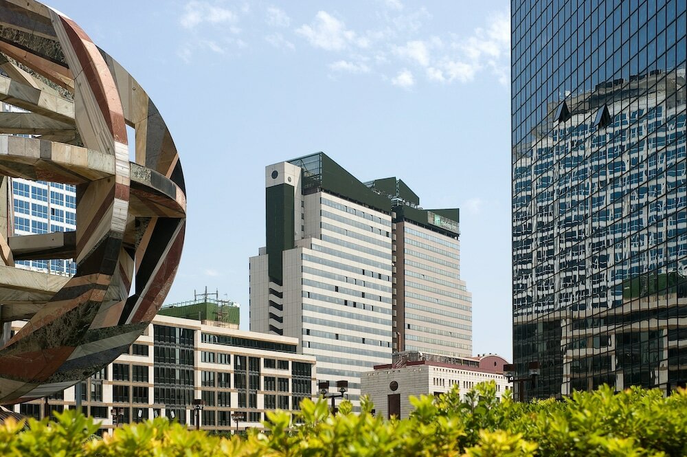 Фото Holiday Inn Naples, an Ihg Hotel