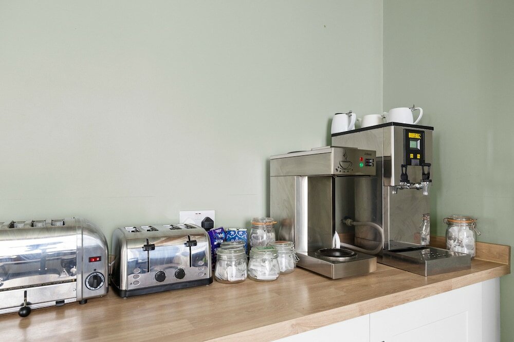 Фото Oyo Plymouth Central Hotel