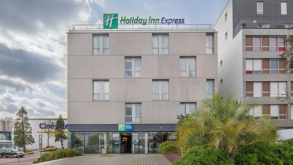 Фото Holiday Inn Express Saint-Nazaire