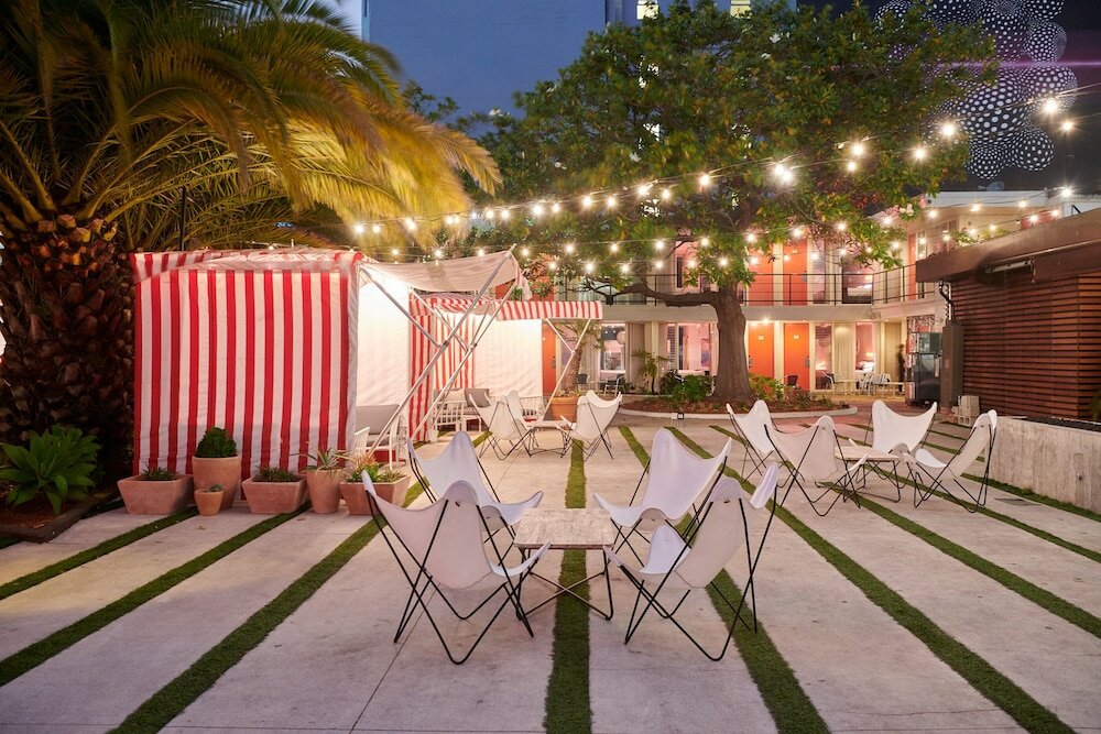 Фото The Phoenix Hotel