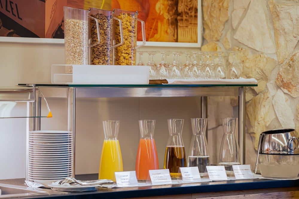 Фото Hotel Alexander