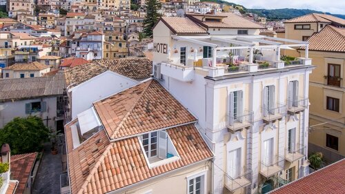 Внешний вид отеля Piccolo Grand в Пиццо, фото 4