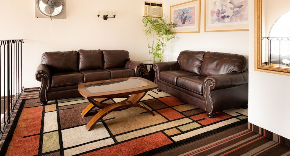 Фото Granada Inn