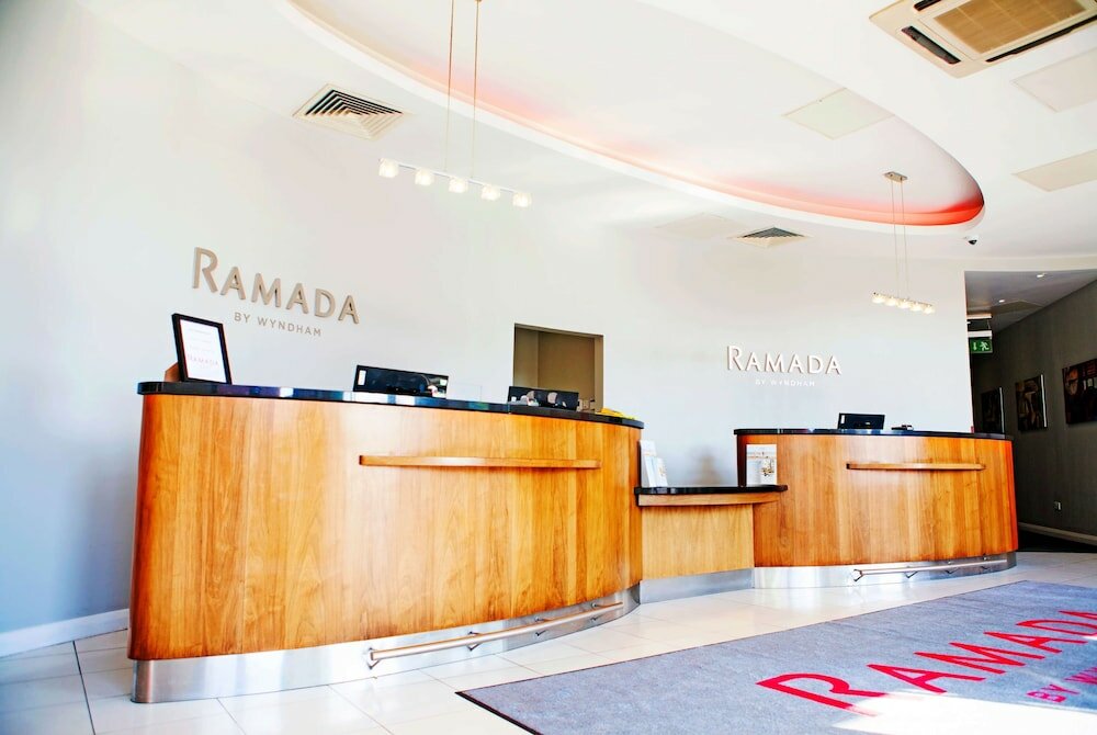 Фото Ramada by Wyndham Belfast City Centre