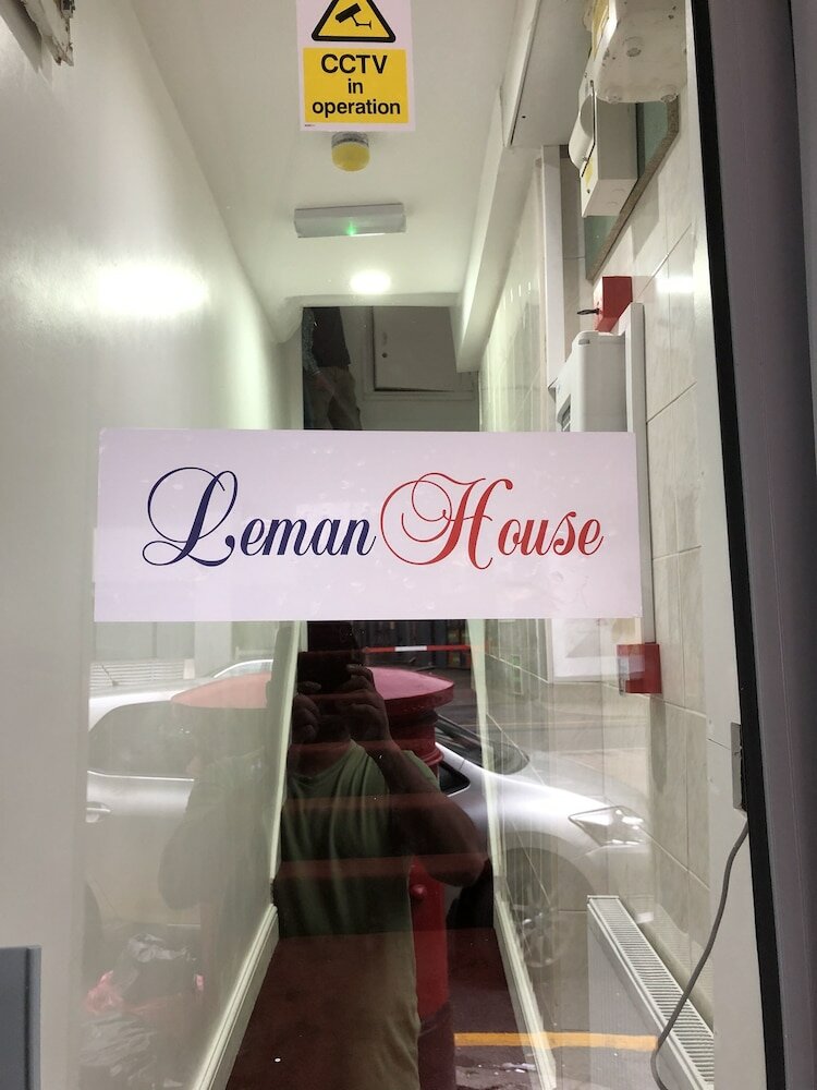 Фото Leman House