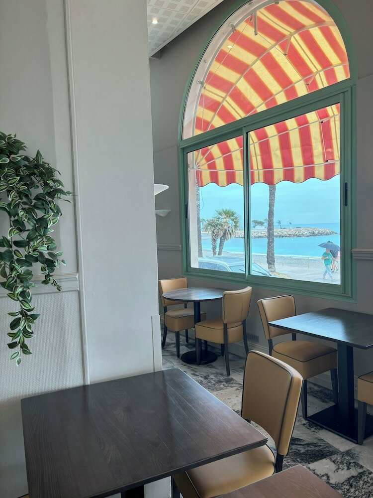 Фото Hôtel Vacances Bleues Balmoral