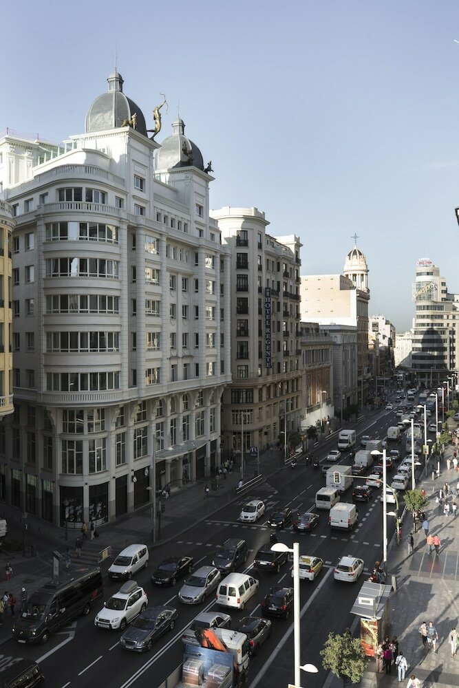 Фото Petit Palace Triball