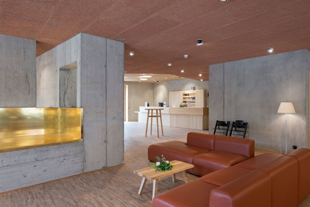 Фото Youth Hostel Gstaad Saanenland