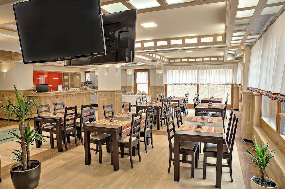 Фото Hotel Aziza