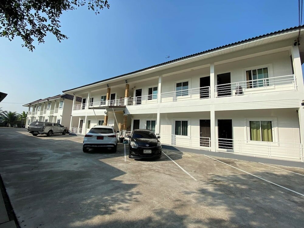 Фото ThanaVill Resort