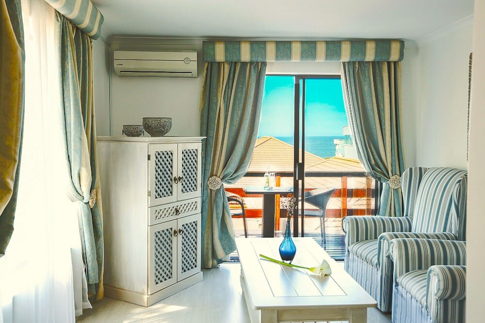 Фото Misty Waves Boutique Hotel