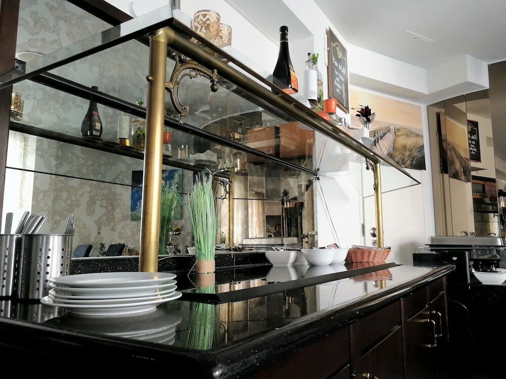 Фото Hotel Königshof The Arthouse