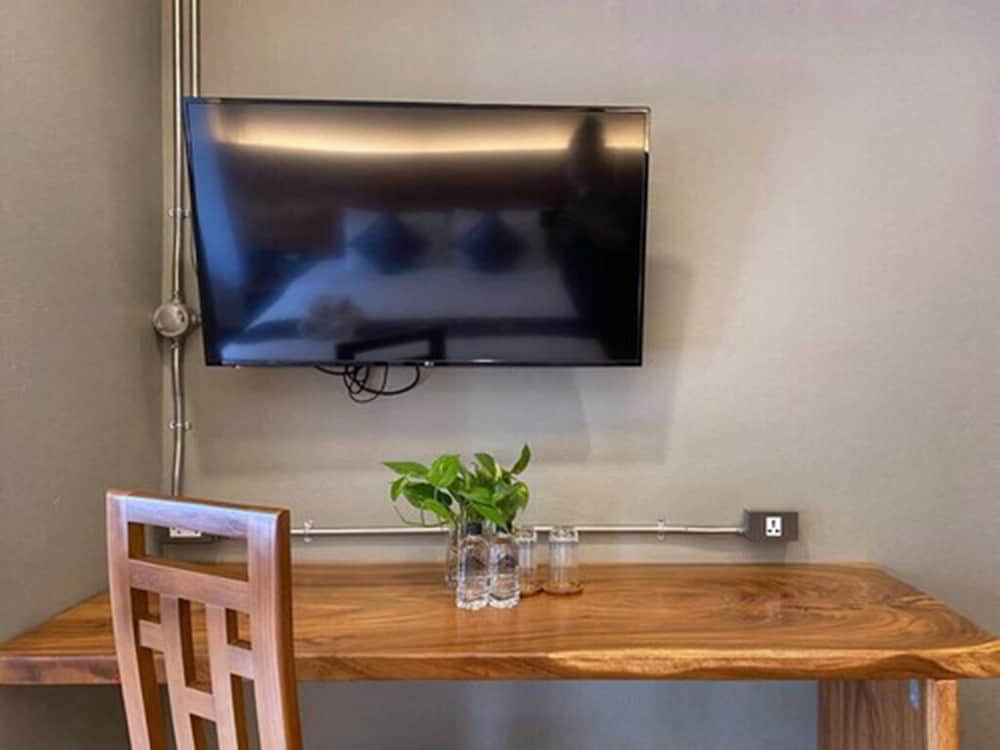 Фото Lanna Tree Boutique Hotel