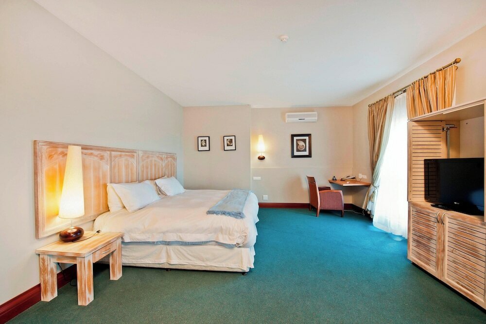 Фото Protea Hotel by Marriott Walvis Bay Pelican Bay