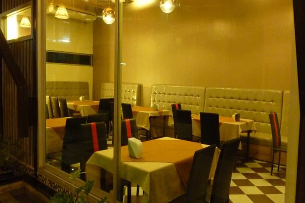 Фото Asia Lampang Hotel