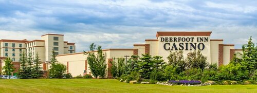 Внешний вид отеля Deerfoot Inn and Casino в Калгарях, фото 1