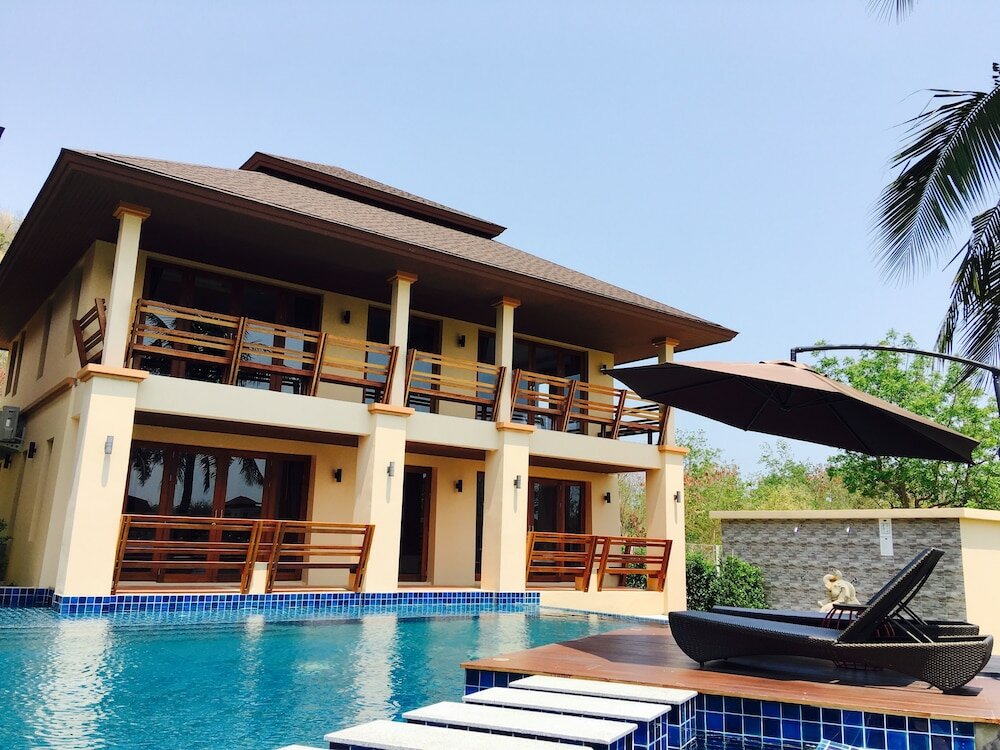 Фото Elegancy Resort Hua Hin