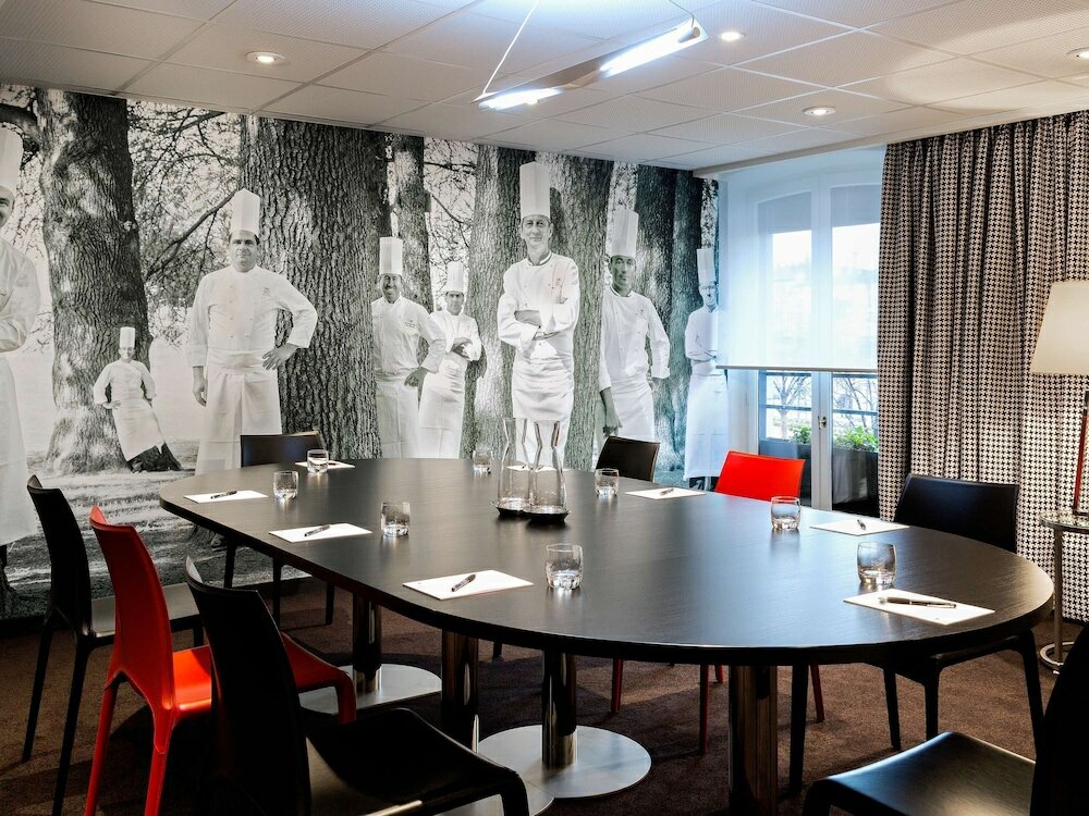 Фото Le Royal Lyon - MGallery Hotel