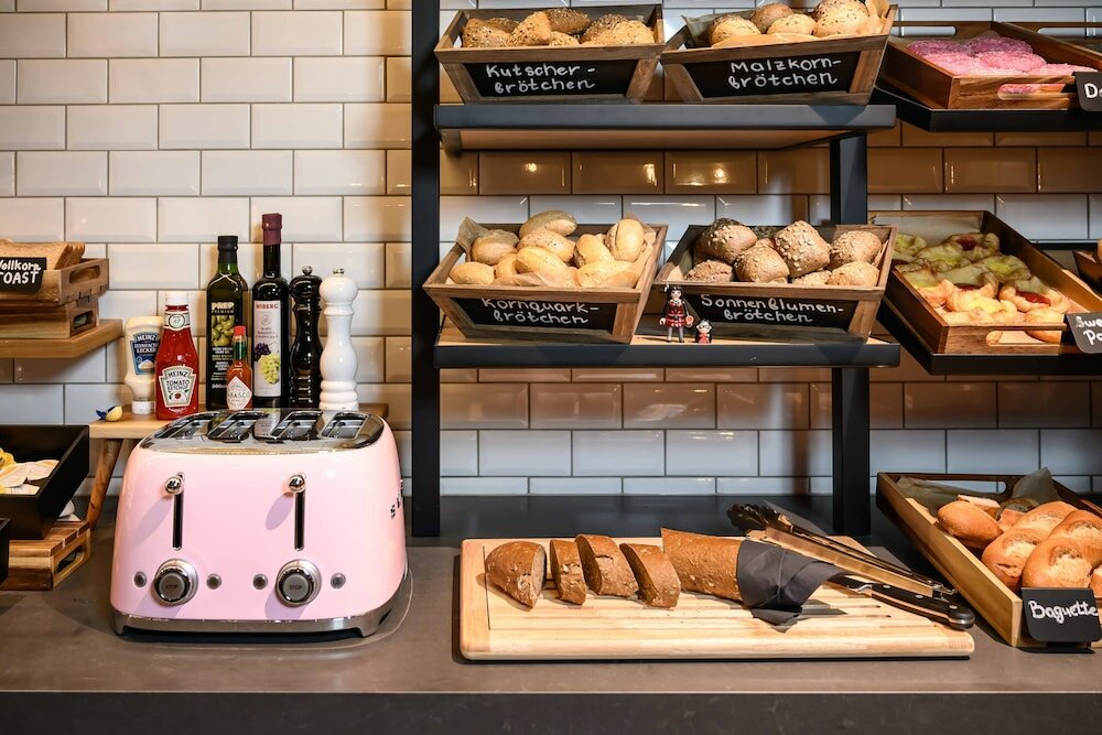 Фото Moxy Stuttgart Feuerbach