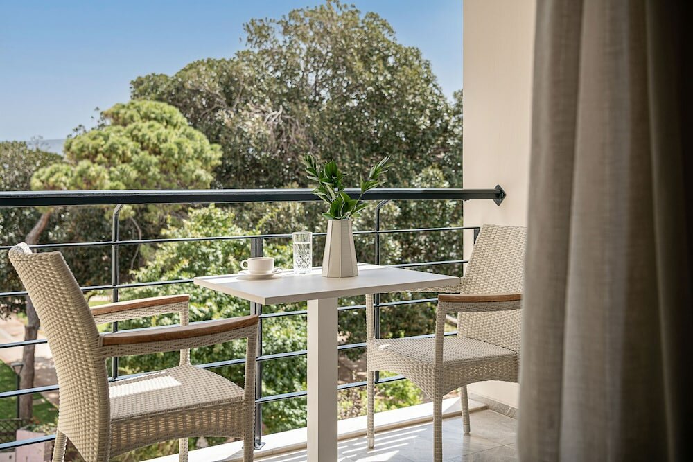 Фото Avra City Boutique Hotel