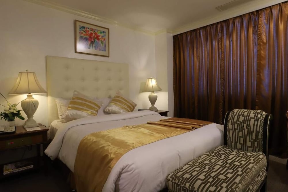 Фото Tiara Oriental Hotel