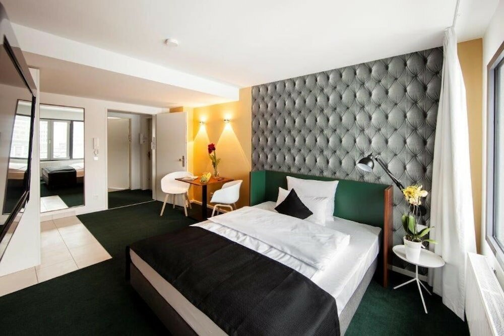 Фото Pandion Boardinghouse