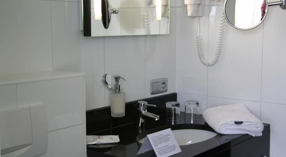 Фото Biznis Hotel