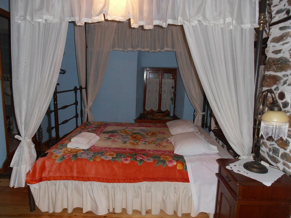 Фото Mansion Terpou