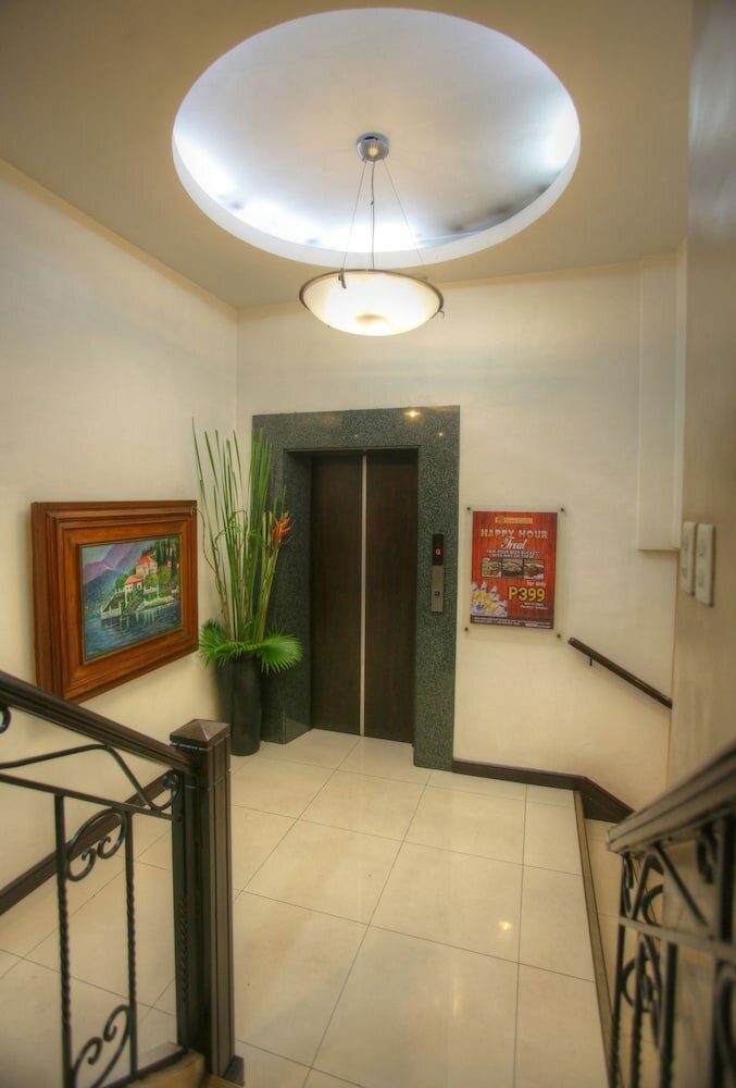 Фото Fersal Hotel Manila