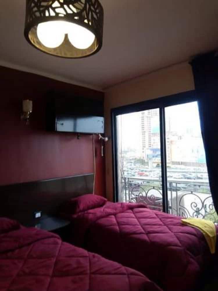 Фото Oasis Hotel